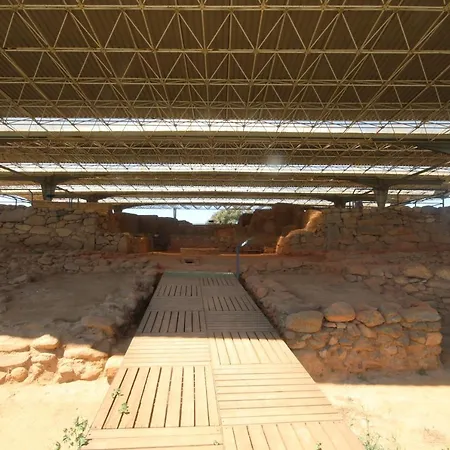 Casa De Pueblo Montenegro *