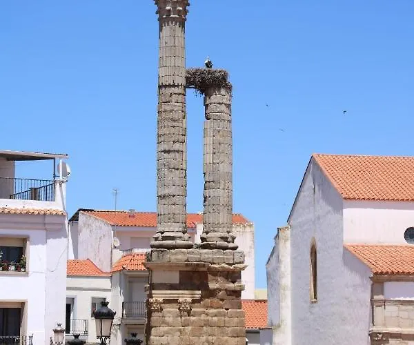 Casa De Pueblo Montenegro Саламеа-де-ла-Серена